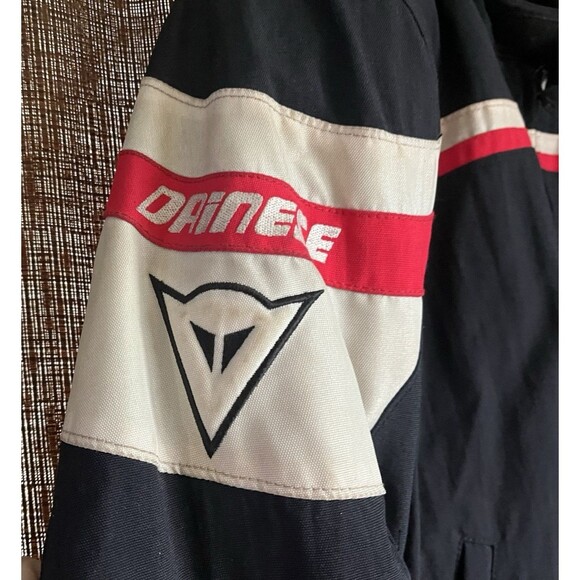 Dainese Men's Motorcycle Riding Jacket Size 52 Shoulder Elbow Protection - Picture 3 of 13